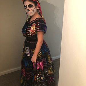 Worn once , Folklorico dress . Womens size small